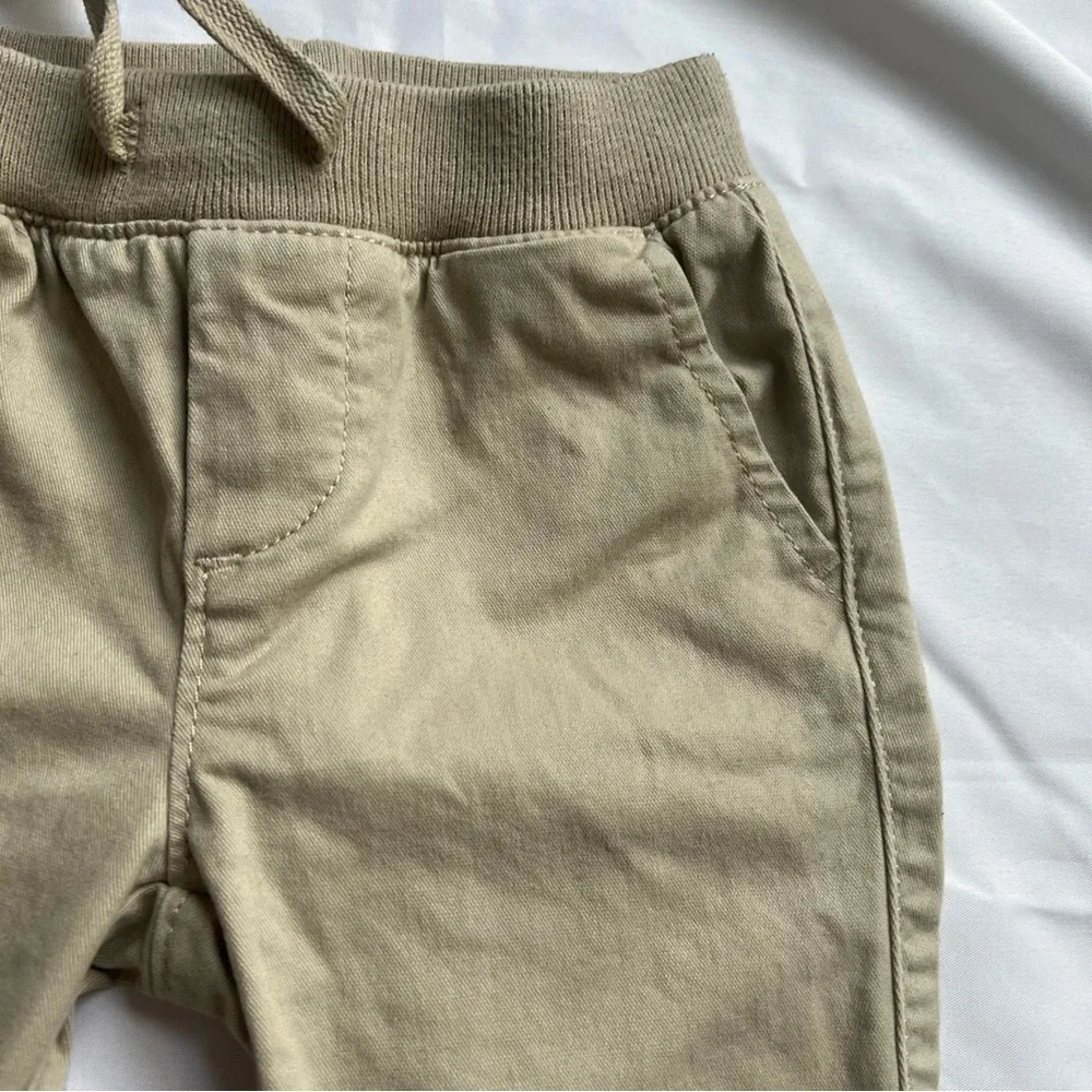 Baby Gap Pull on Khakis in Size 6-12 Months